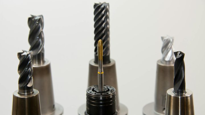 Czy warto inwestować w narzędzia akumulatorowe?