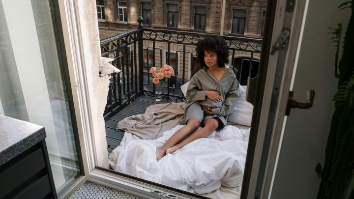 Jakie poduszki i tekstylia najlepiej sprawdzają się na zewnątrz?