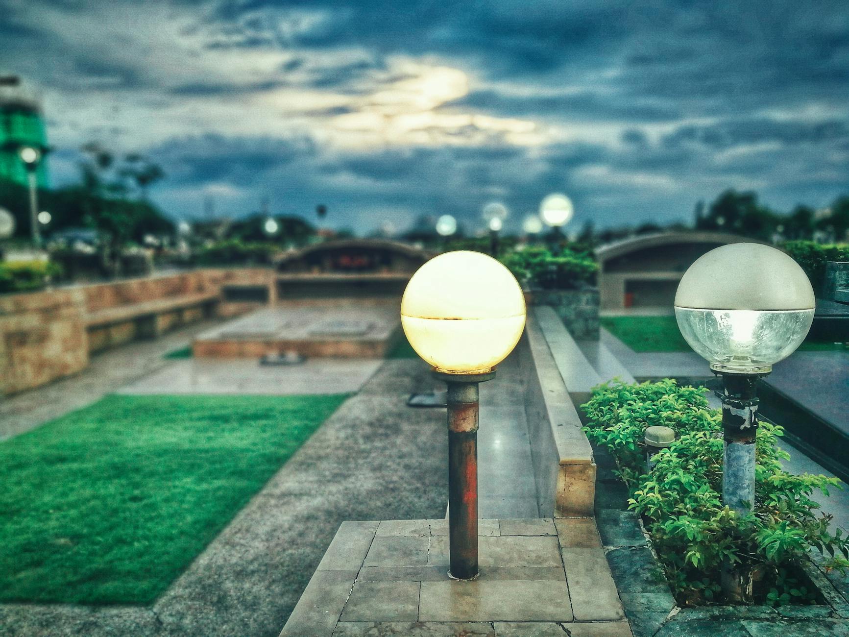 Projektowanie oświetlenia ogrodu